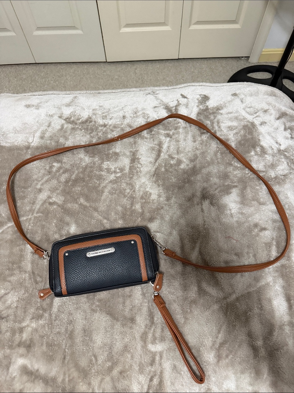 Black and Brown Women’s Crossbody Wristlet Wallet Bag